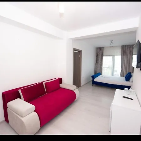 H Cittadini Năvodari